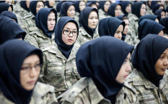 Female Afghan Army Officers  Complete Training in Turkey